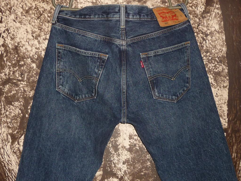 Levis w33 l30 top