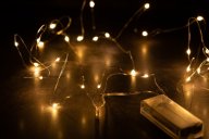 Гирлянда светодиодная на 3 батарейках Роса 13712 20 м золотистая