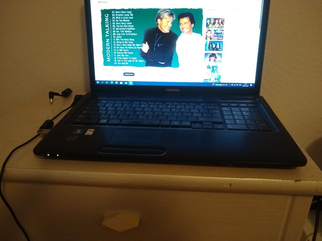 Ноутбук Toshiba Satellite C670/17.3